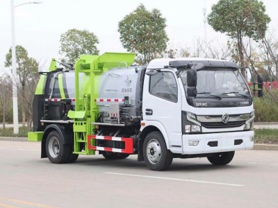 【6.5立方】東風(fēng)多利卡D7餐廚垃圾車